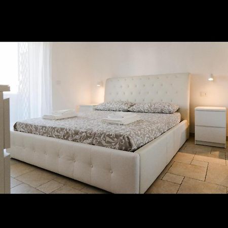 Pau Suite Home Fiumicino Eksteriør billede
